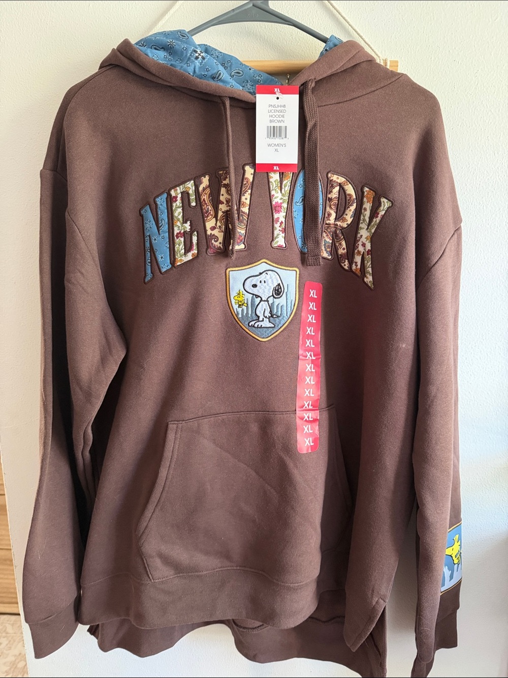 Brown New York snoopy Hoodie with Snoopy Patch - Unbranded